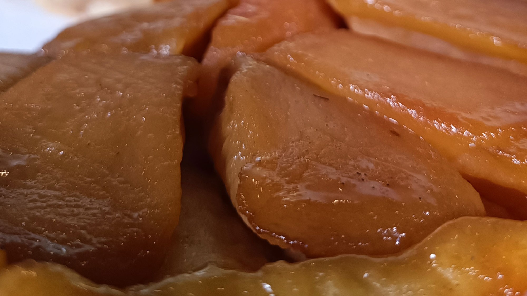 Recette Tarte aux pommes, boule de vanille et chantilly !